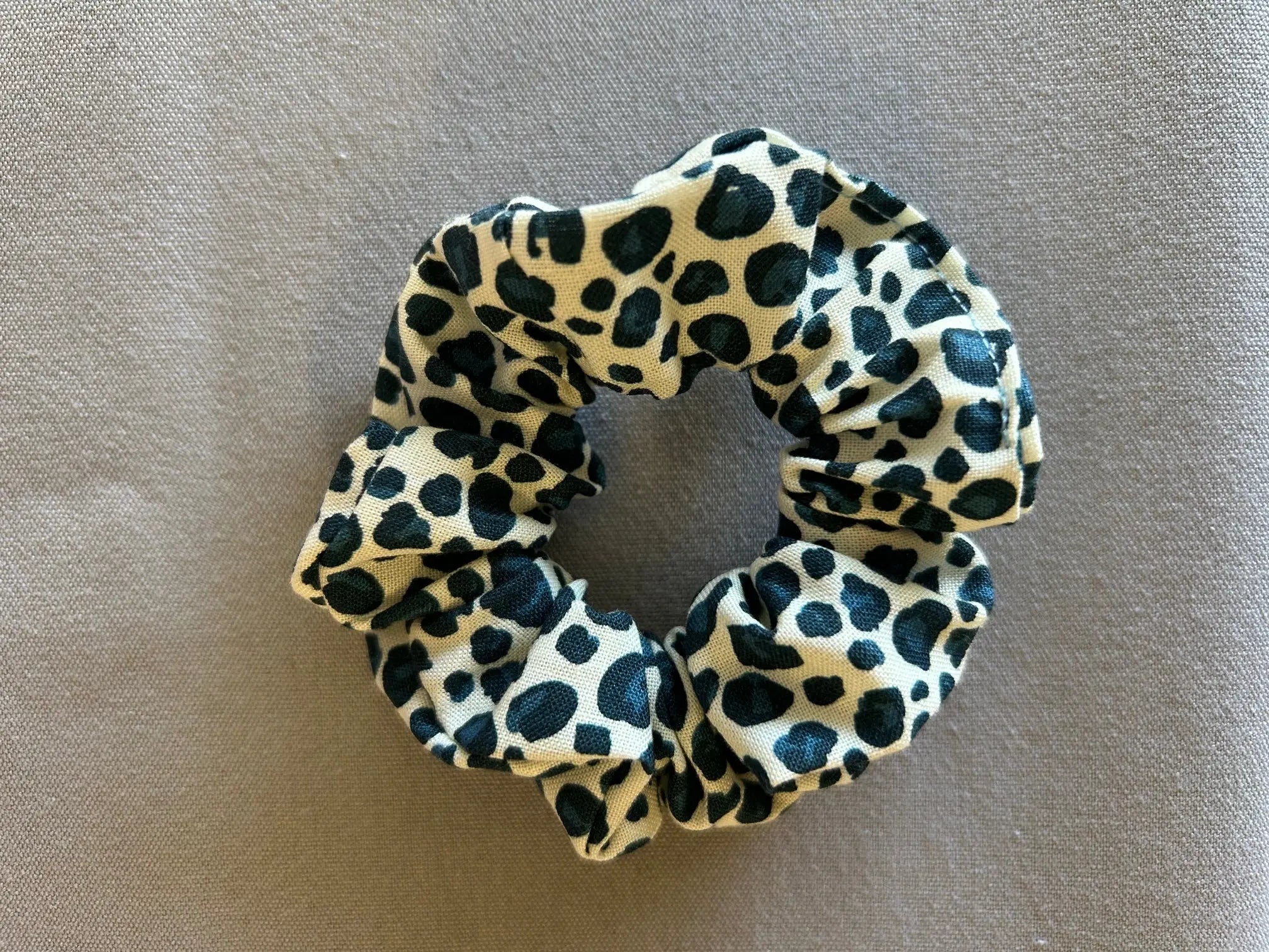 Simple Spots organic cotton - Cloud 9 Cherry Fabrics